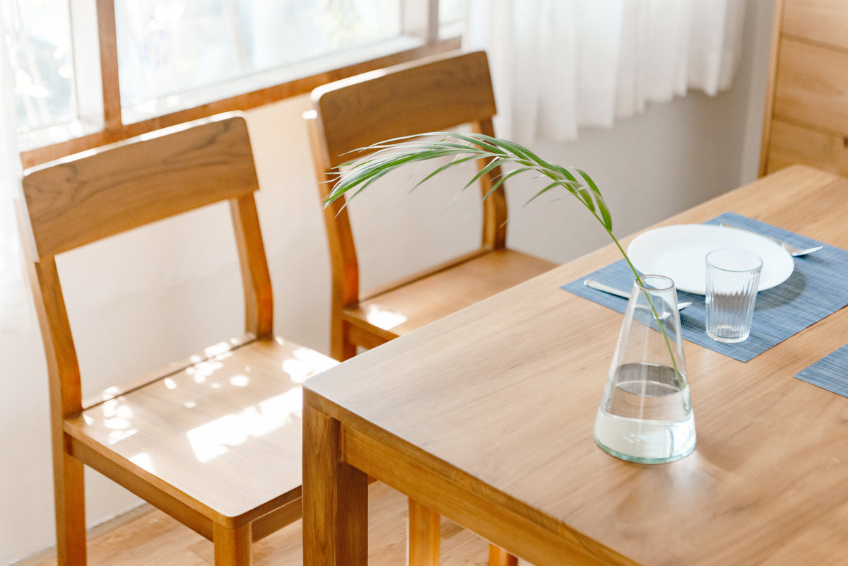 TABLE - SO TINY