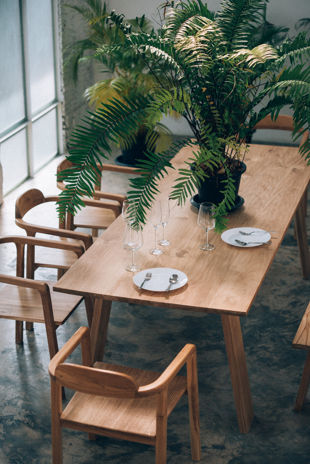 TABLE - SO MONTAE