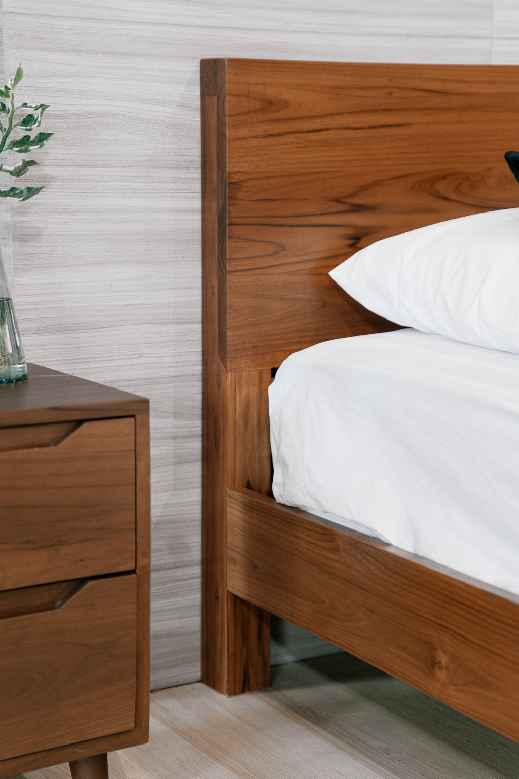 BED - SO 008