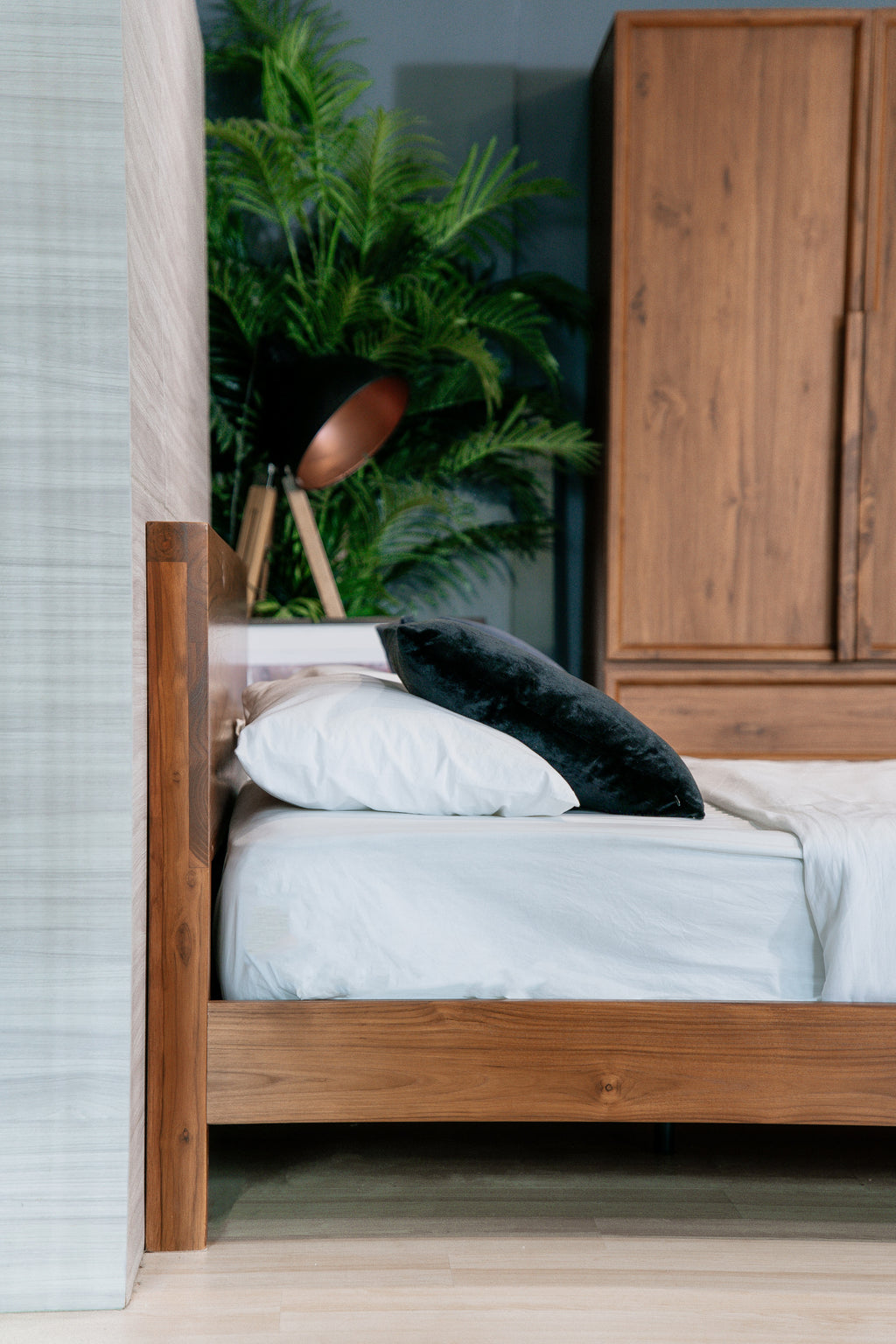 BED - SO 008